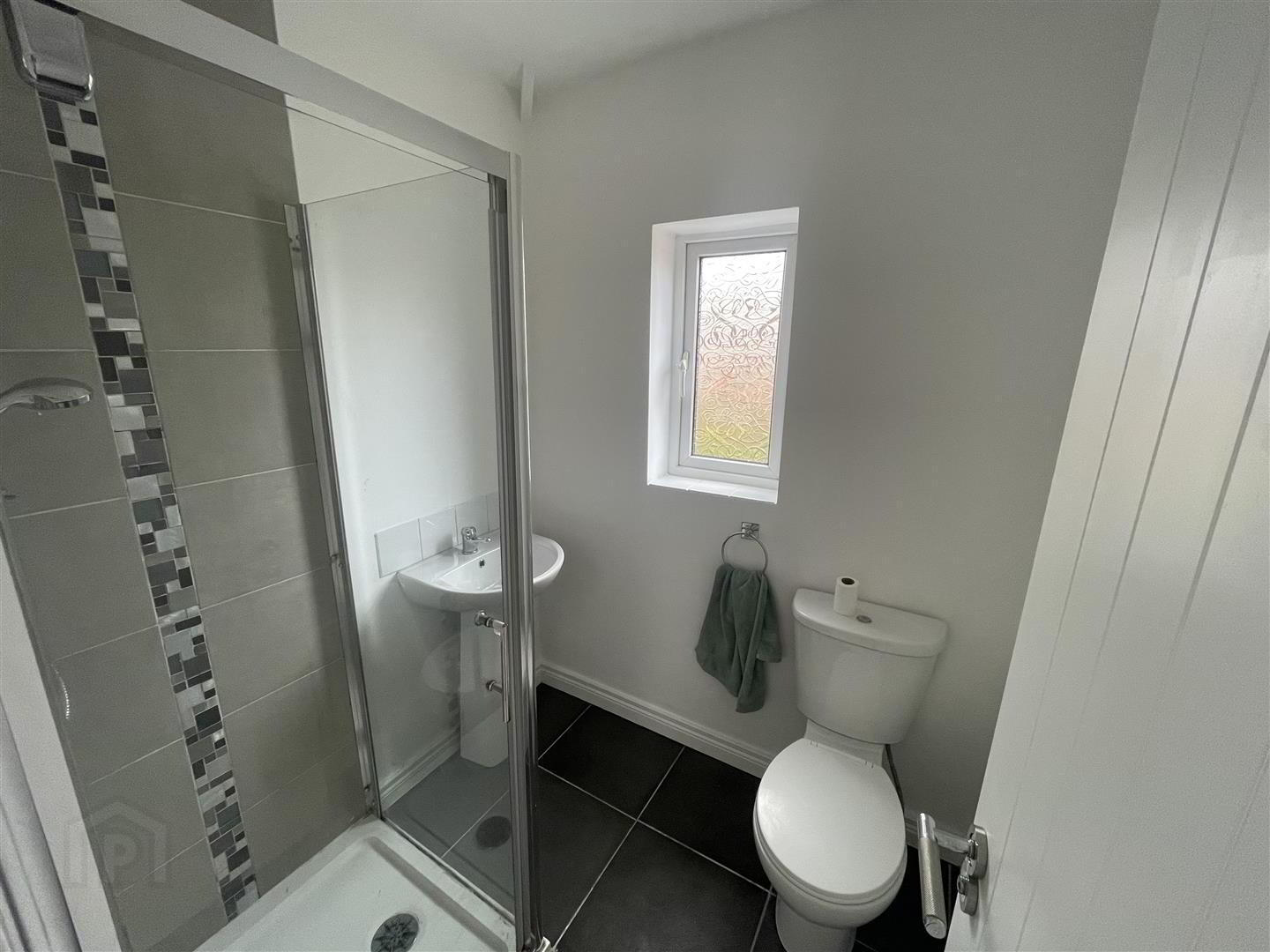 30 Andersonstown Park 13 of 13