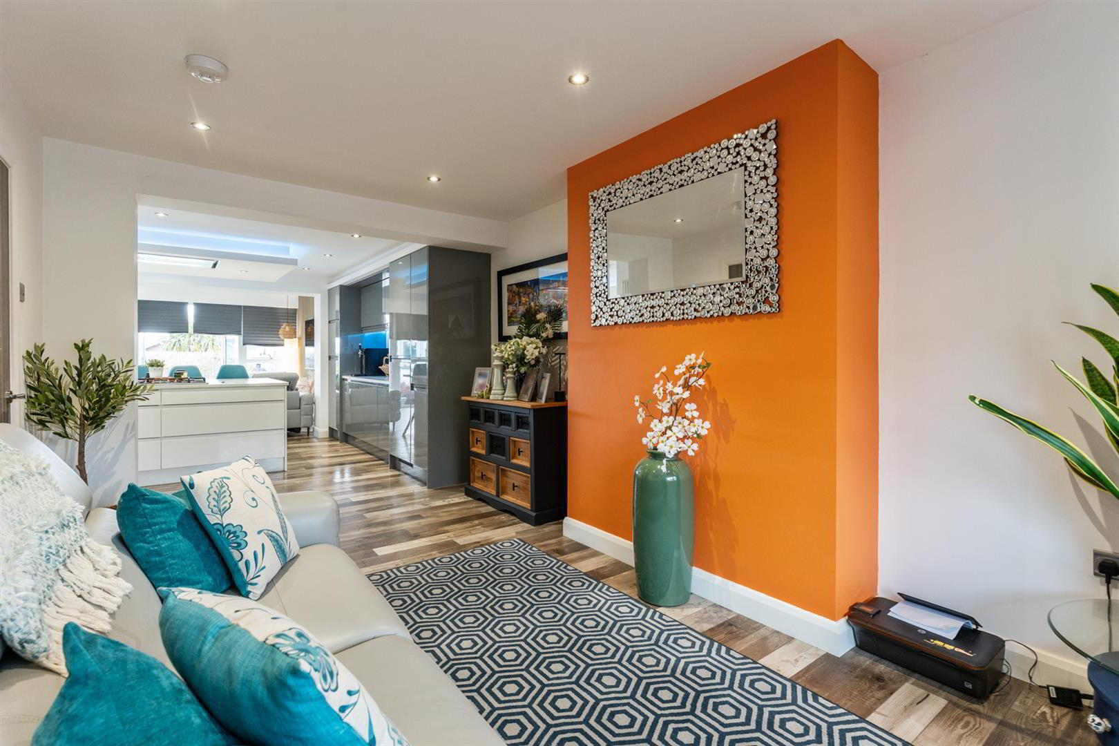 8 Hollymount Road 7 of 27