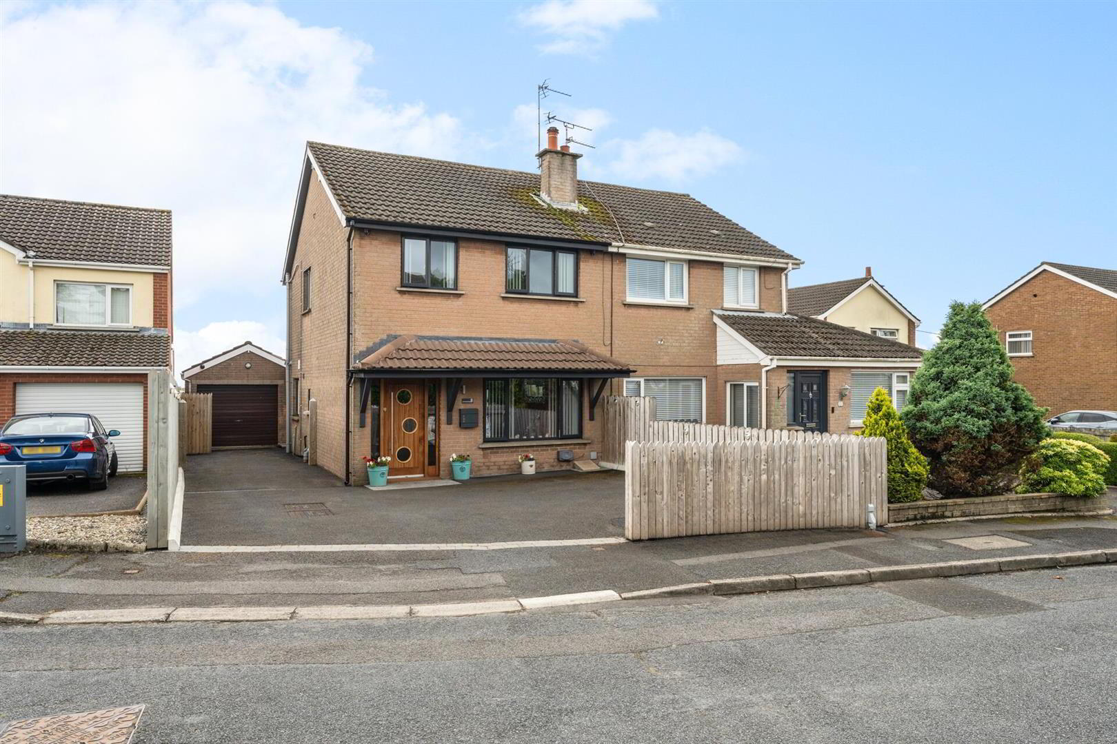 8 Hollymount Road 1 of 32
