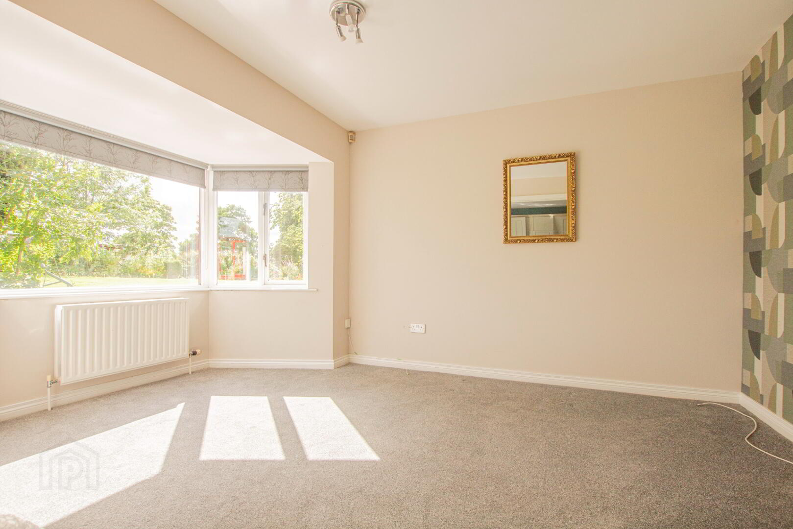 Flat 2 88 Annaghmore Road 4 of 7
