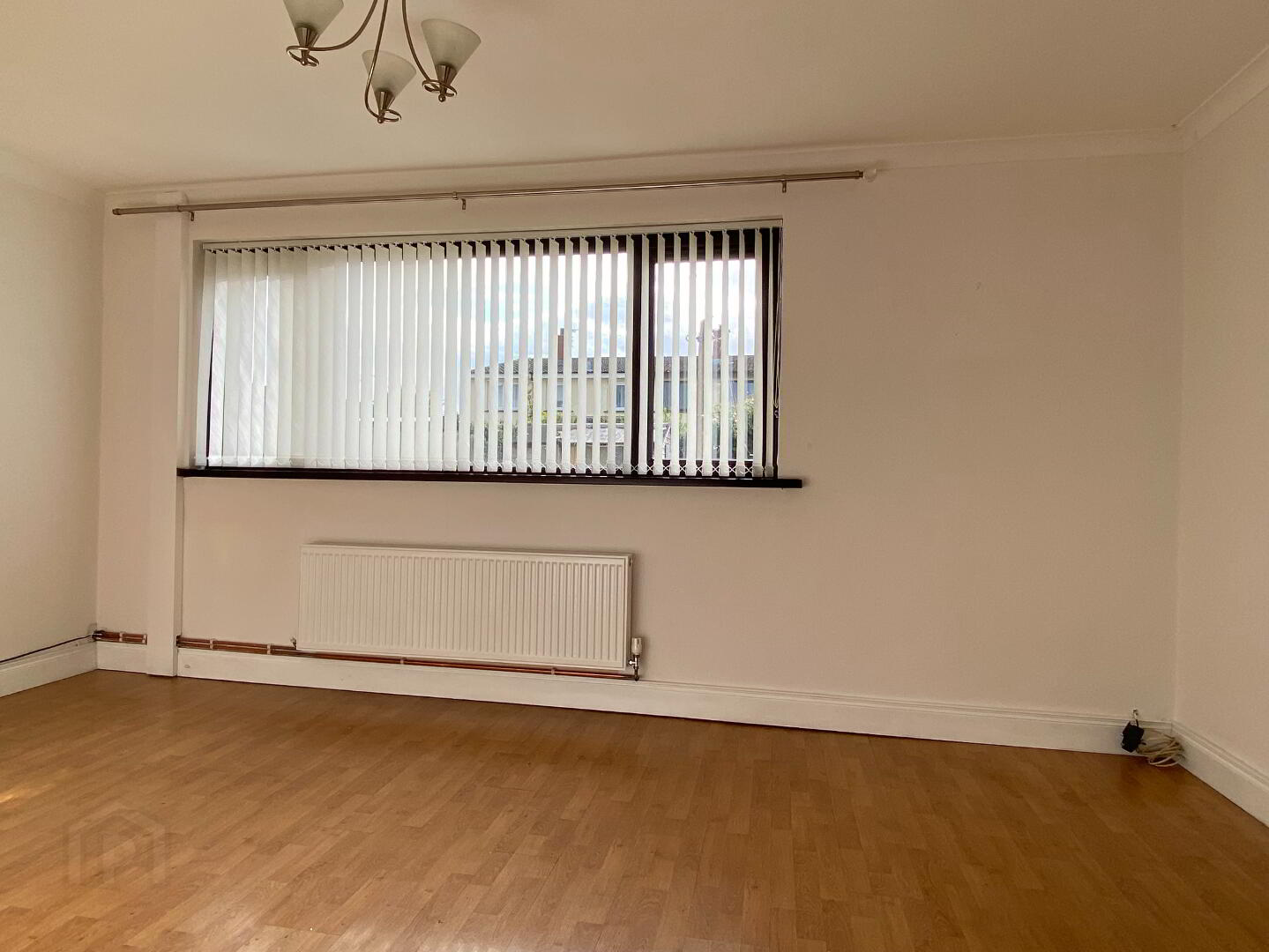 2 Sawel Place 3 of 14