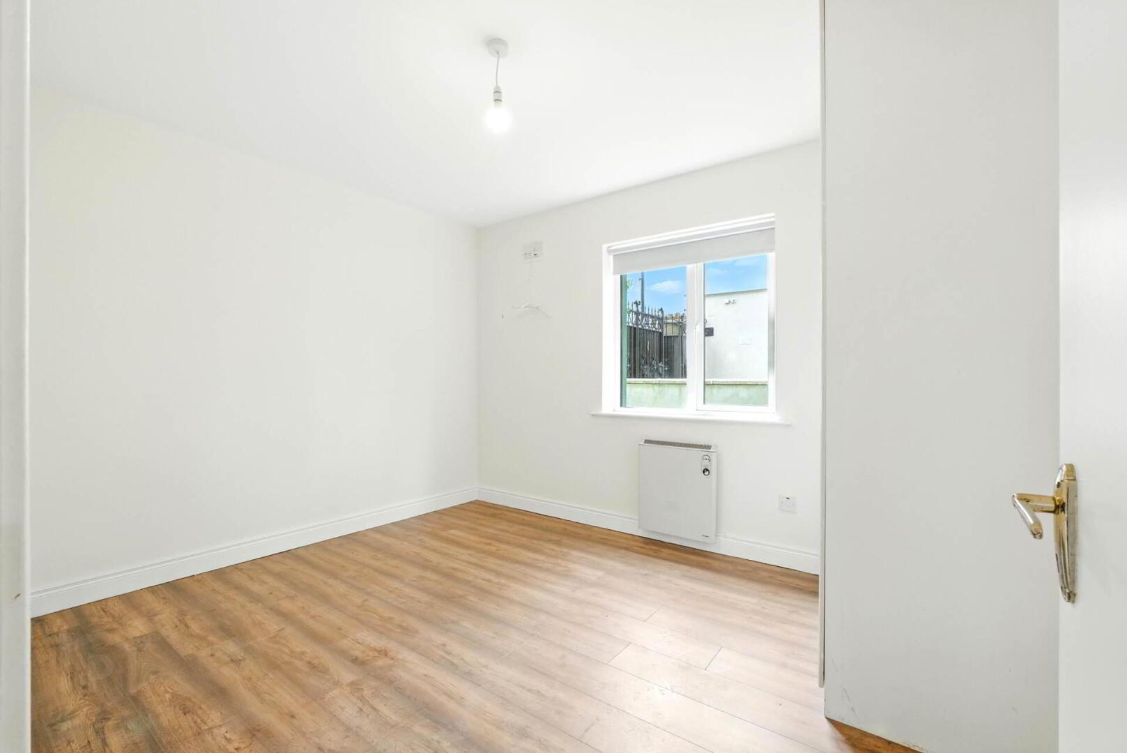 Apartment 1 Dunlo Harbour 4 of 9