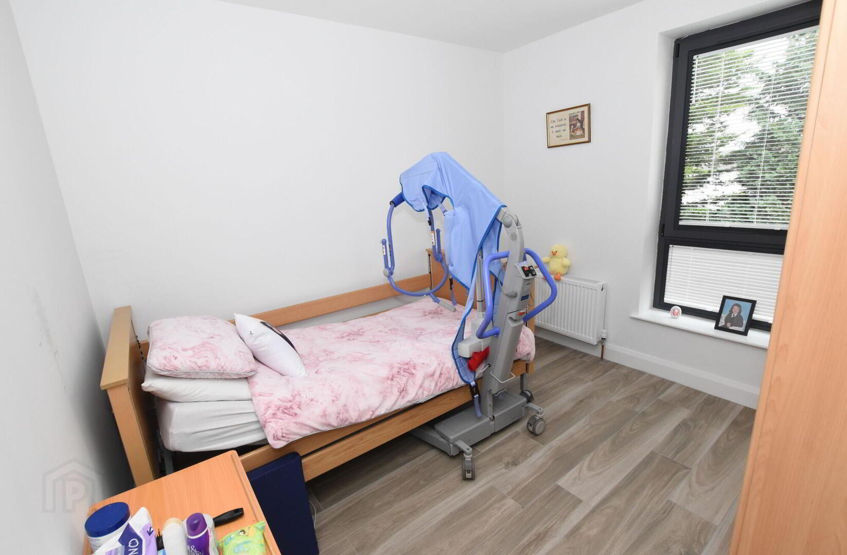 Apt 4 Contemporary First Floor Apartment, 7 Meeting Street 22 of 25