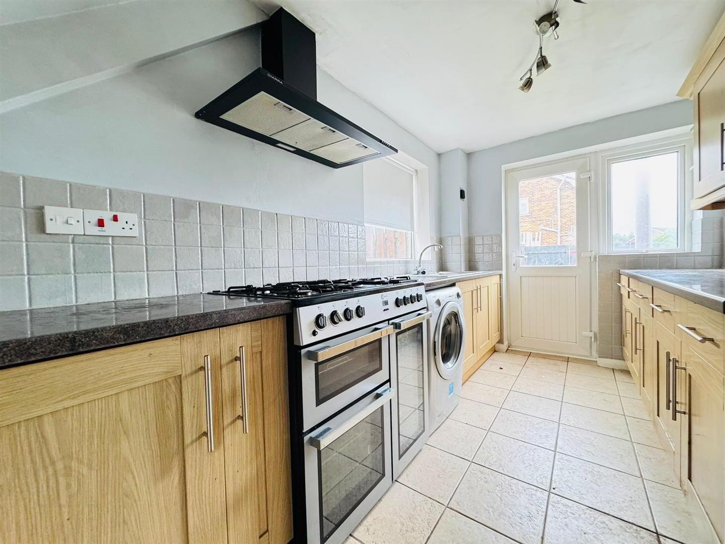 25 Ballyhenry Avenue 5 of 11