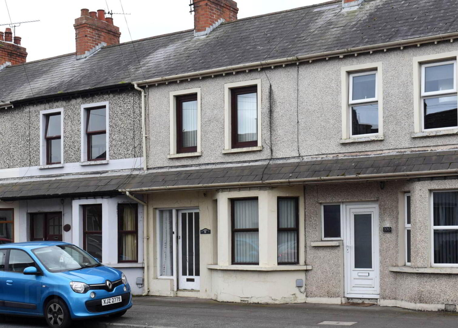 98 Moat Street 1 of 14