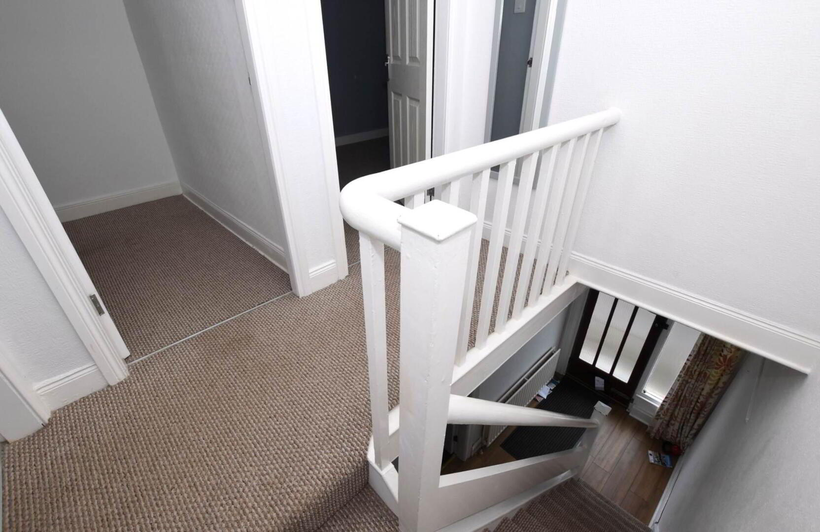 98 Moat Street 8 of 14