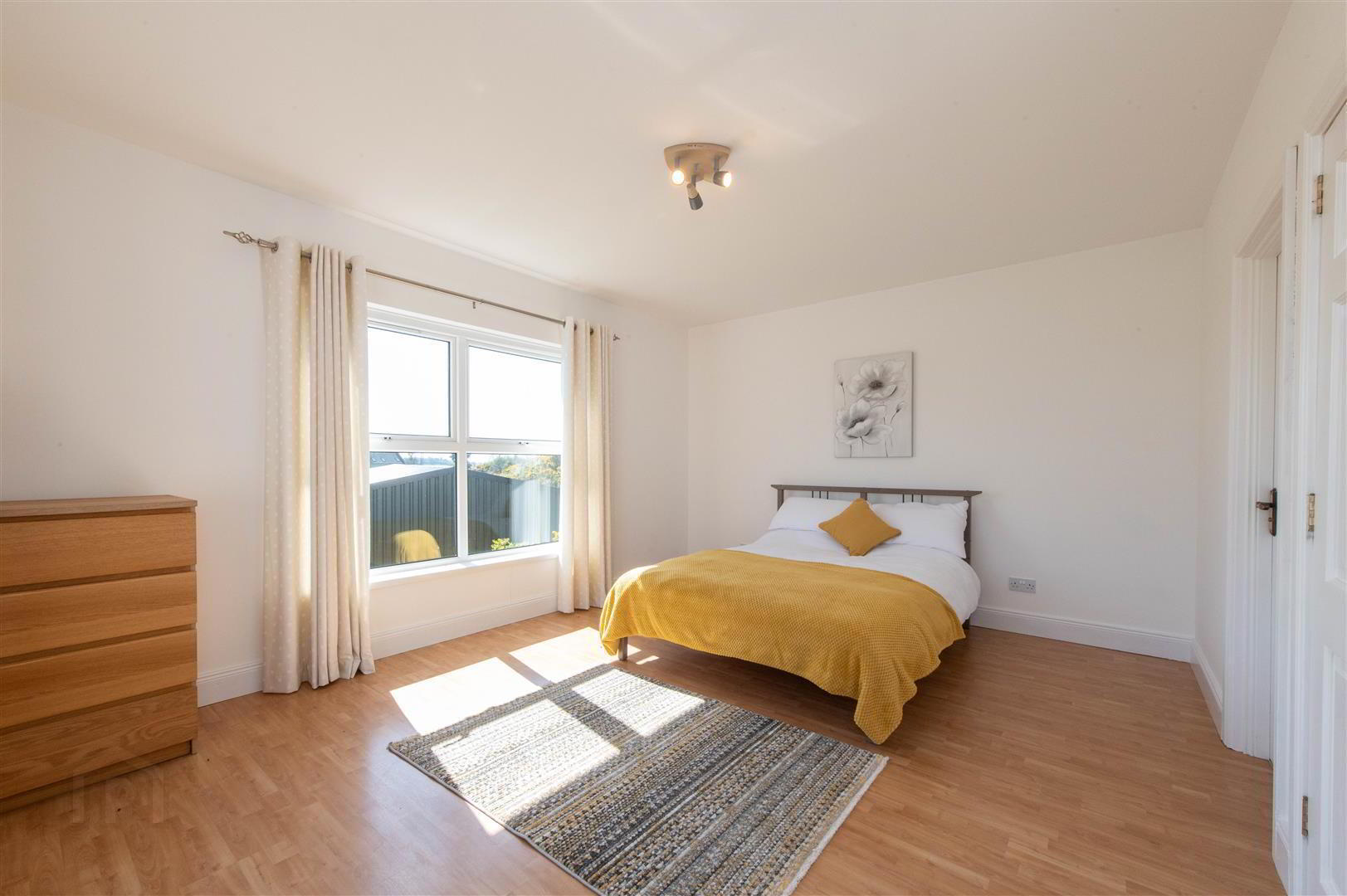 44a Scaddy Road *, 6 MONTHS Let* 6 of 35