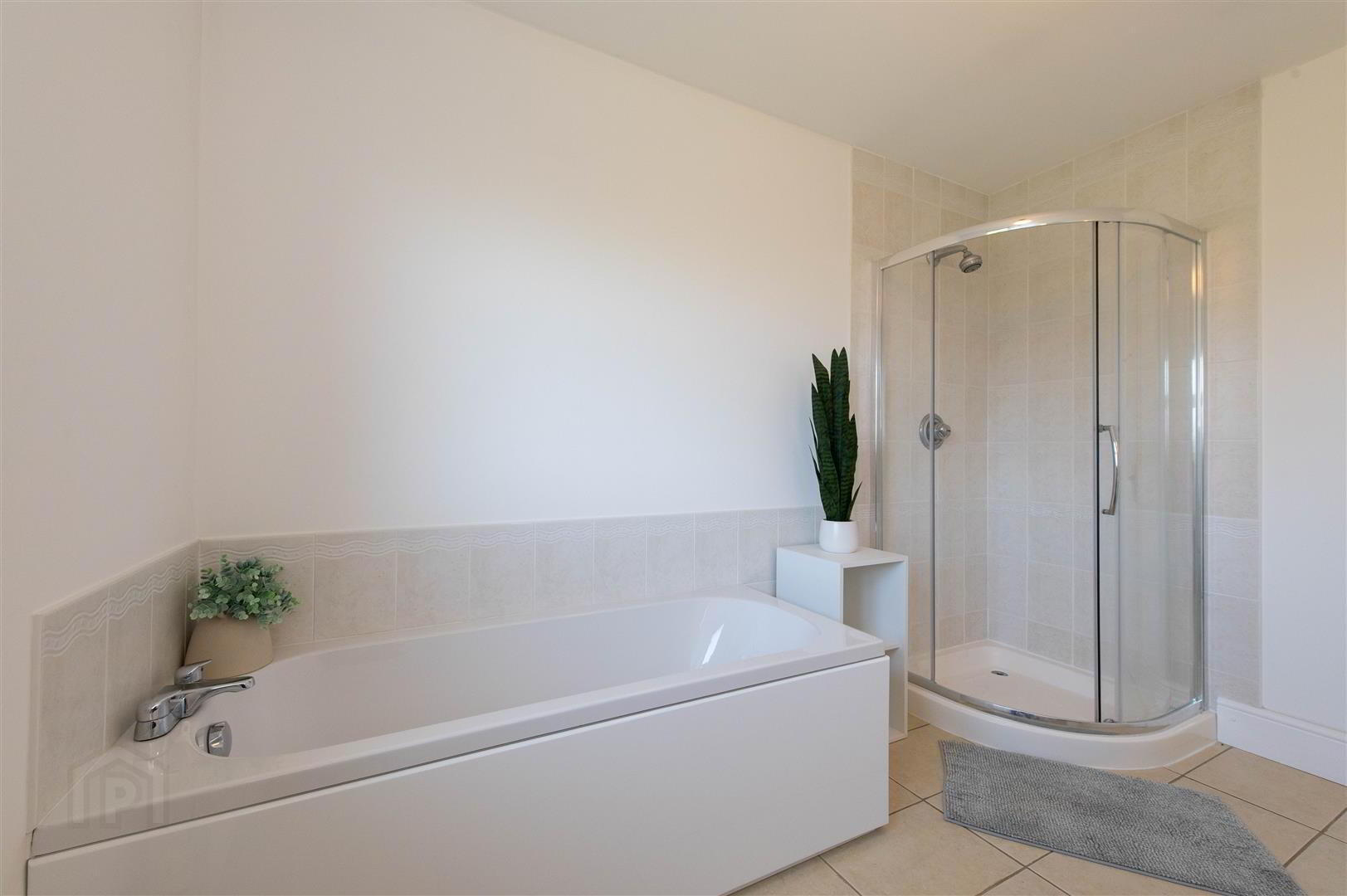 44a Scaddy Road *, 6 MONTHS Let* 14 of 35