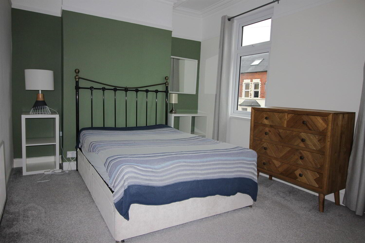 11 Lisburn Avenue 7 of 11