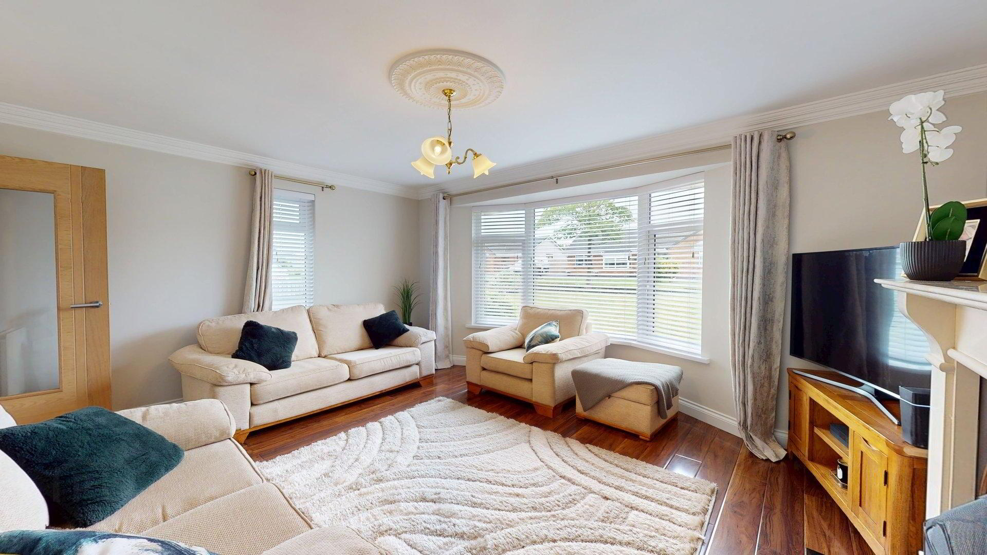 2 Bovally Road 5 of 19