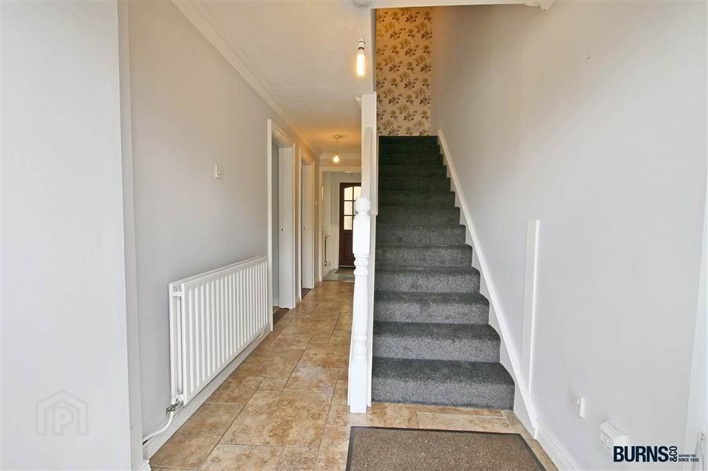 98 Meetinghouse Avenue 2 of 13