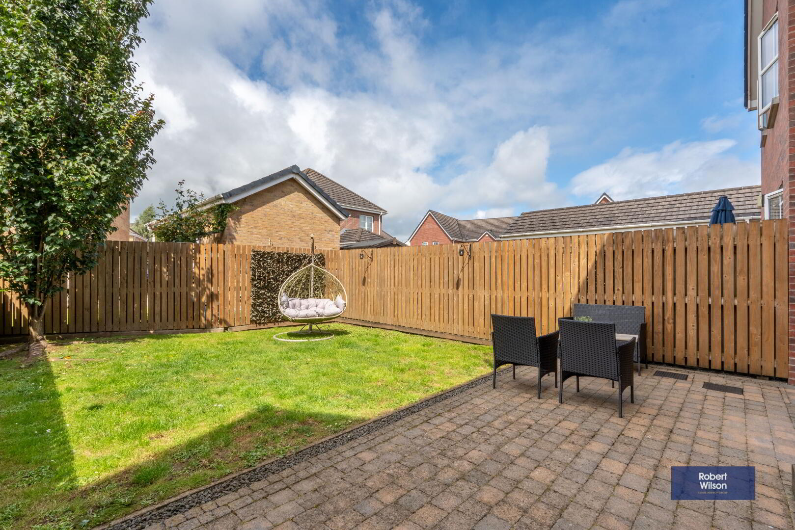 10 Ayrshire Gardens 25 of 25