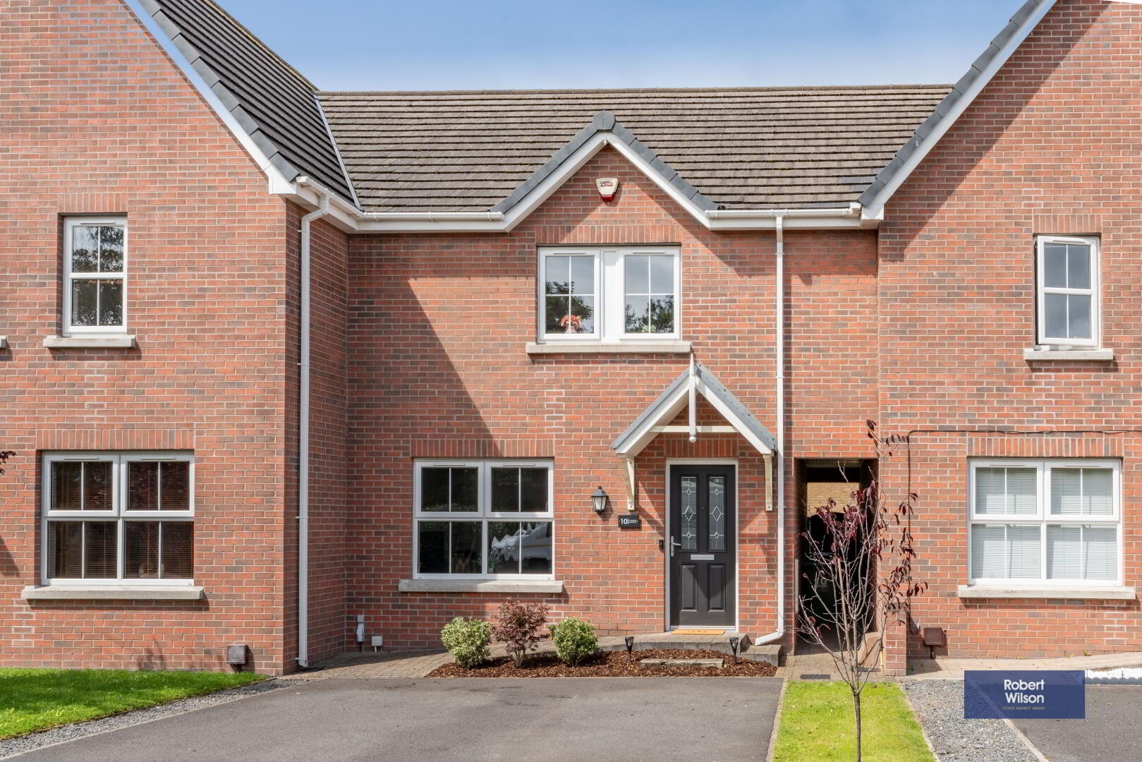 10 Ayrshire Gardens 1 of 25