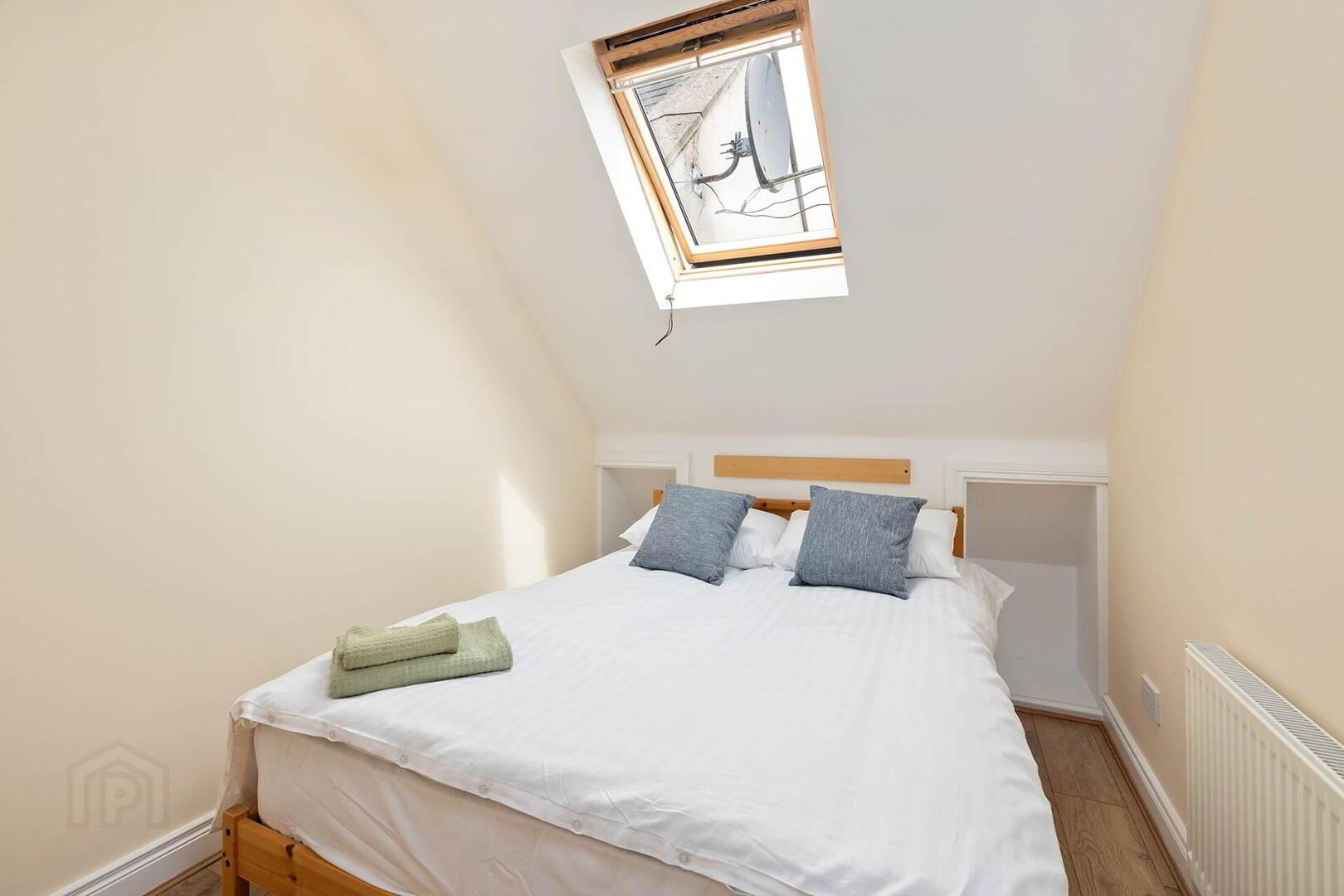 Apt 7, Church Court 16 of 23