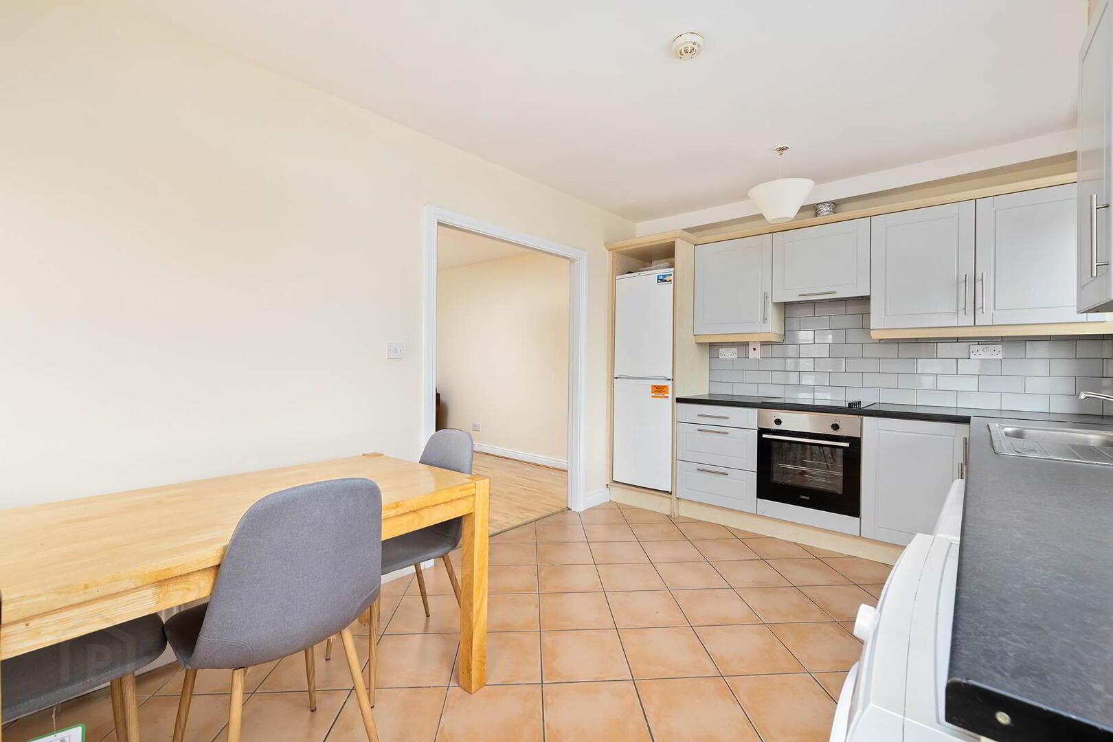 Apt 7, Church Court 6 of 23