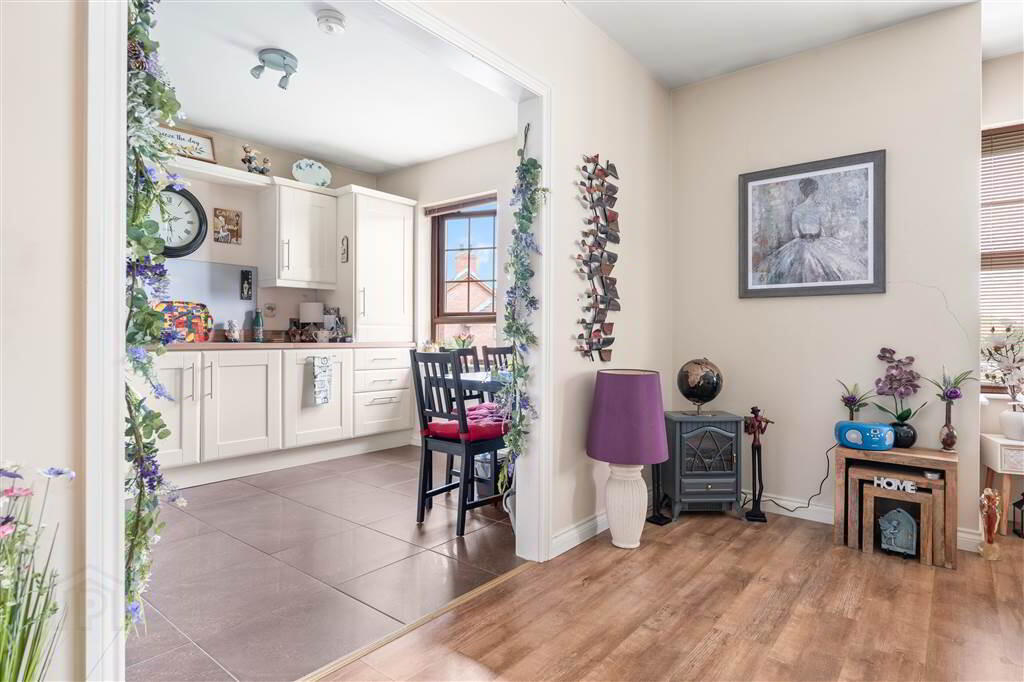 10 Westbourne Manor 9 of 22