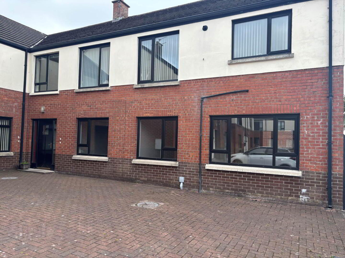 1 Greenedge Court 1 of 12