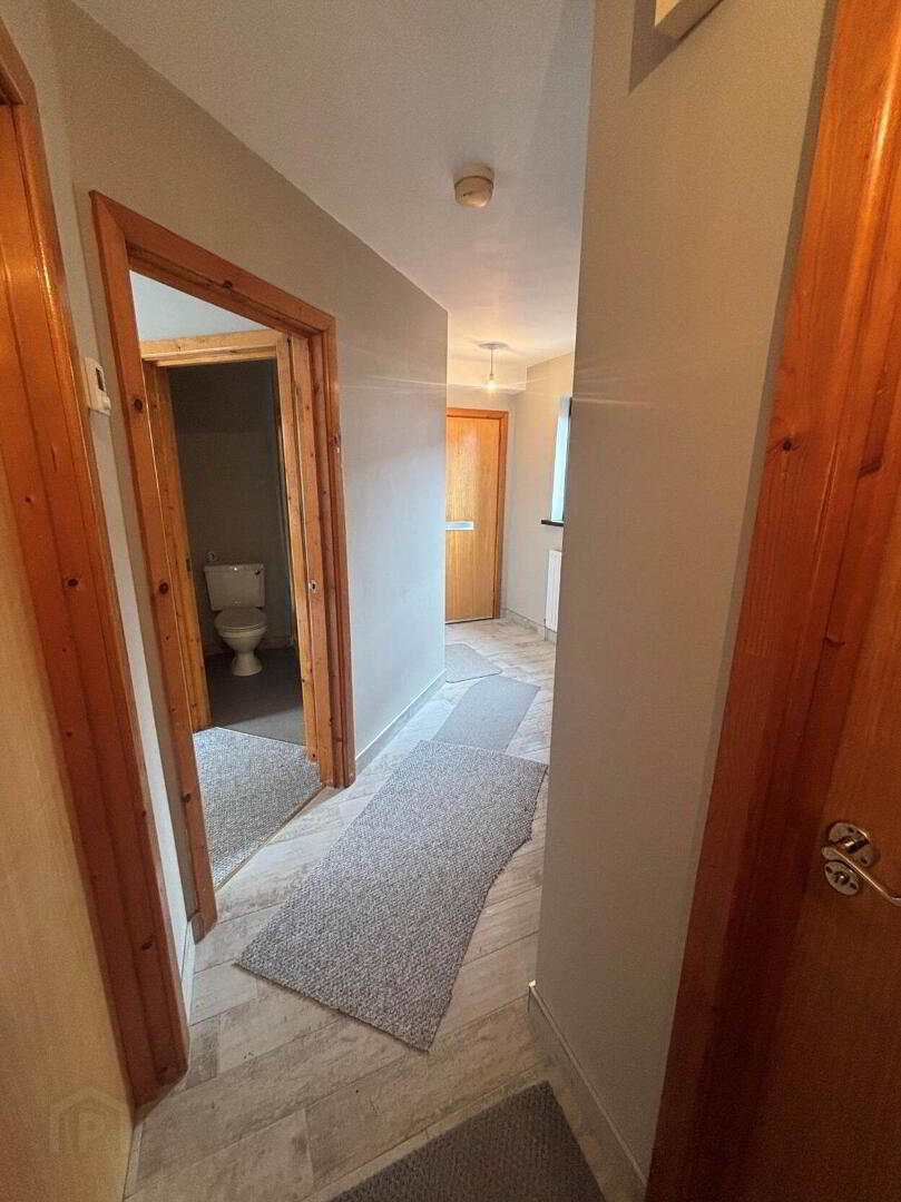 1 Greenedge Court 7 of 12