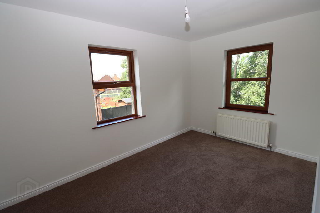 7 Aylesbury Avenue 7 of 12