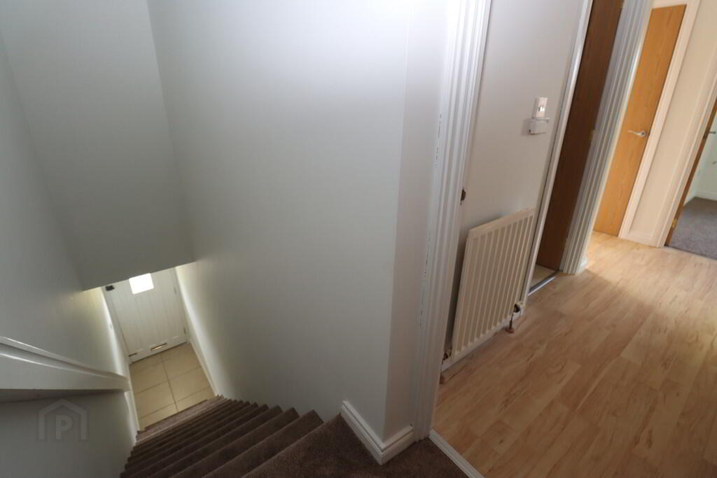7 Aylesbury Avenue 12 of 12