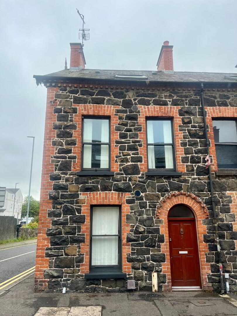 2 Clonovan Road 1 of 9