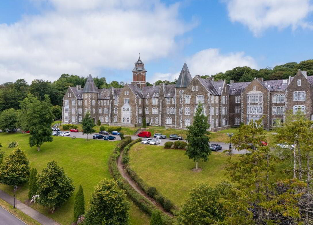 205 Atkins Hall 44 of 51