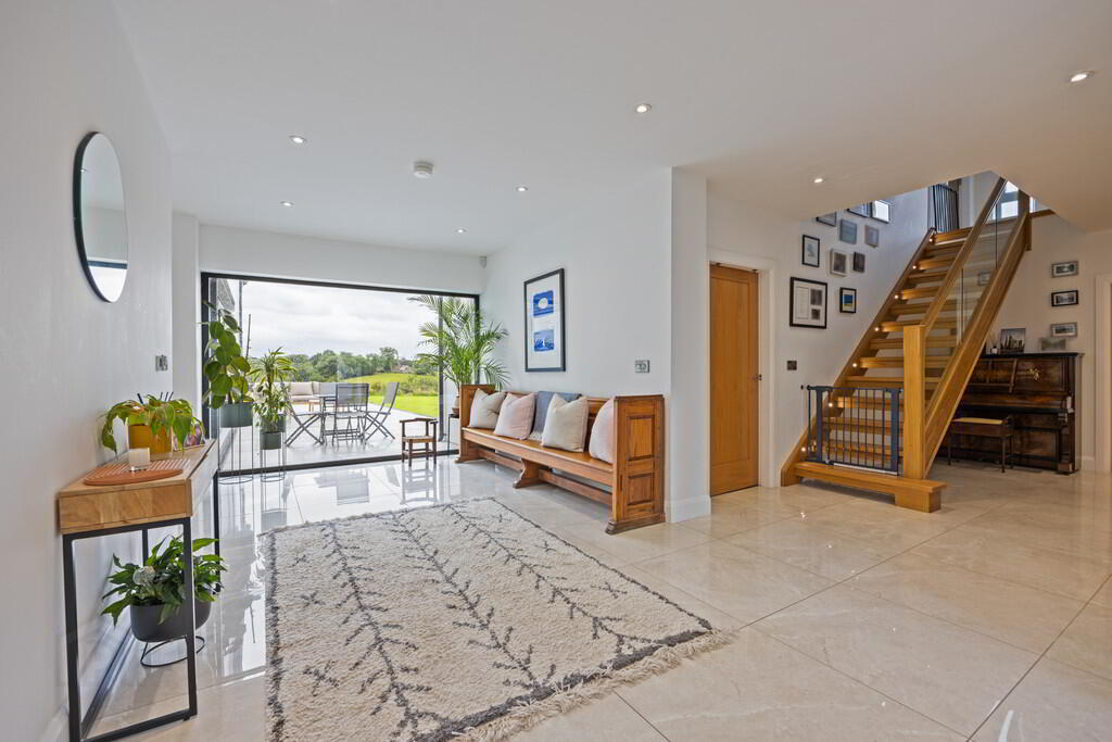 43c Monree Road 5 of 49