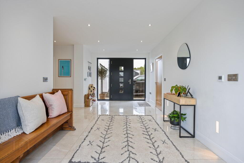 43c Monree Road 4 of 49