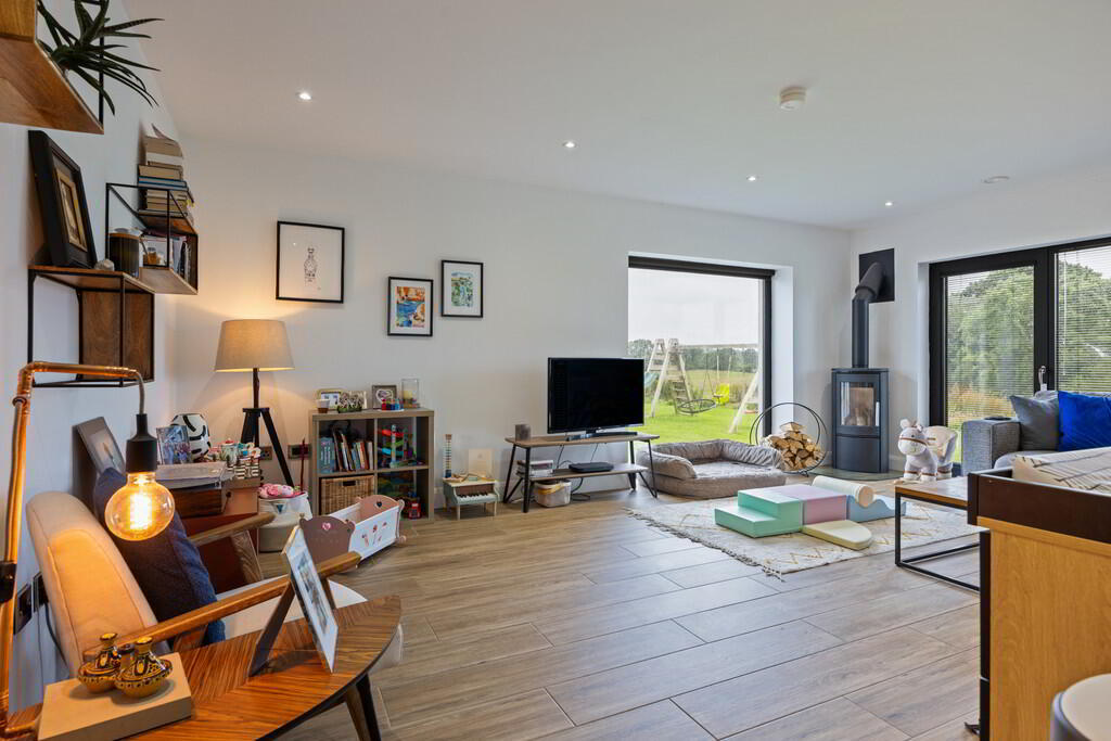 43c Monree Road 7 of 49