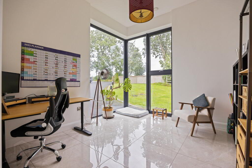 43c Monree Road 12 of 49