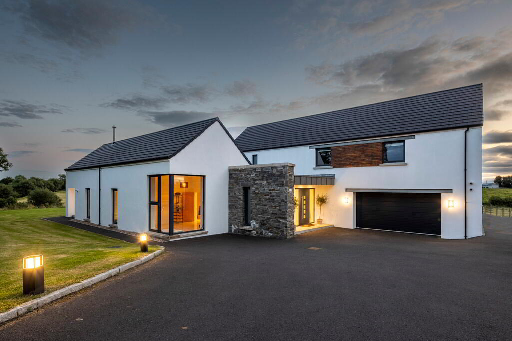 43c Monree Road 46 of 49