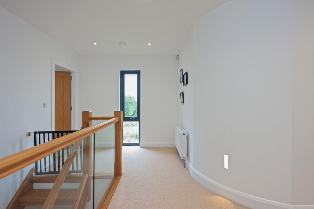 43c Monree Road 21 of 49