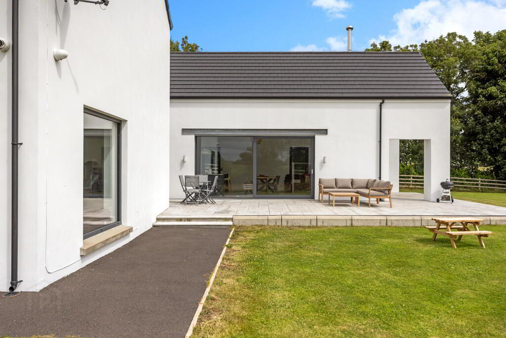 43c Monree Road 40 of 49