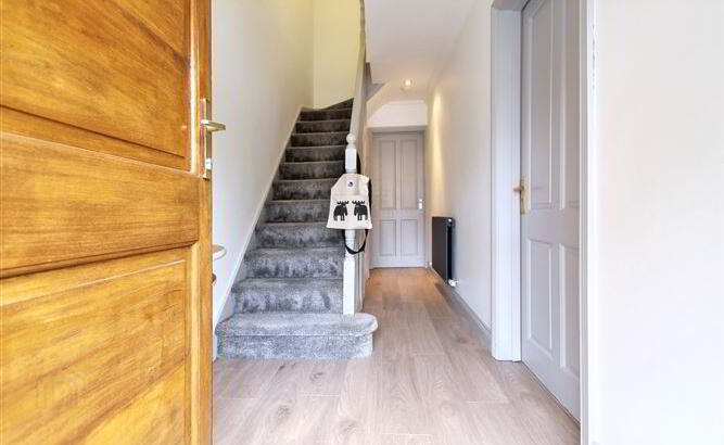 54 Churchfields 2 of 14