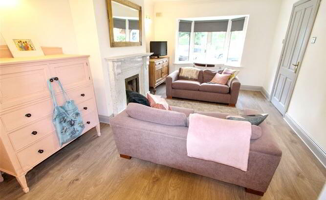 54 Churchfields 4 of 14