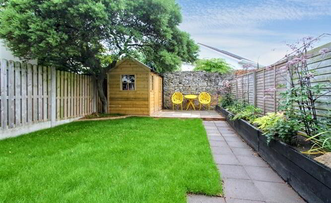 54 Churchfields 14 of 14