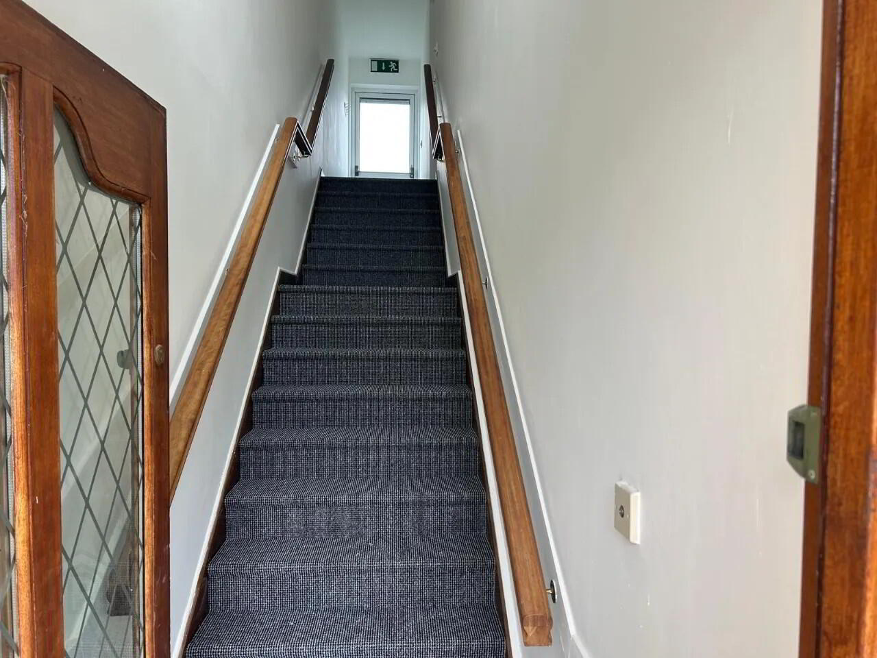 44a Manorfield 2 of 12