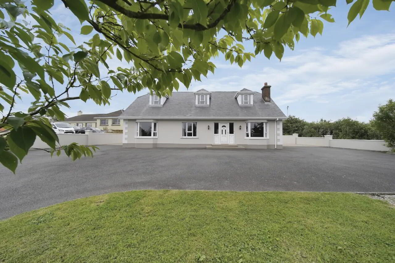 Windyhall 4 of 45