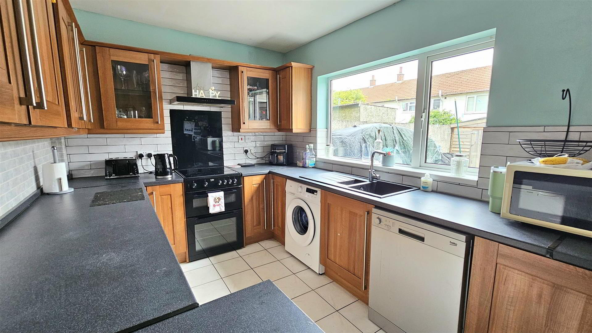 38 Oakwood Road 7 of 15