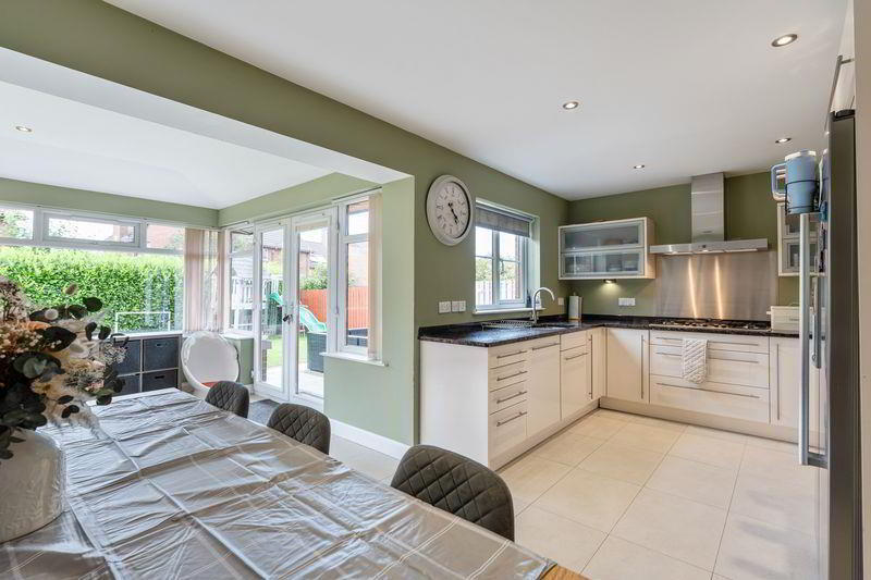 104 Beechfield Avenue 14 of 34