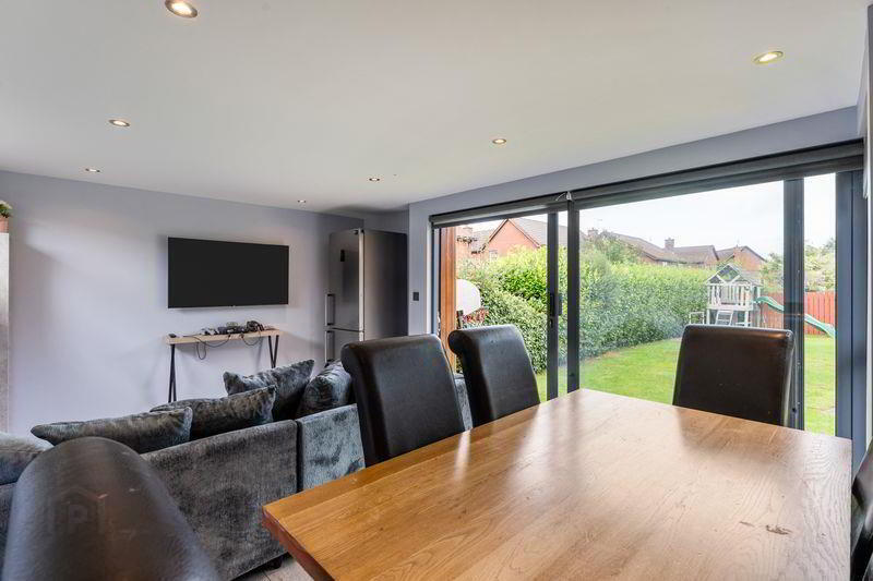 104 Beechfield Avenue 29 of 34
