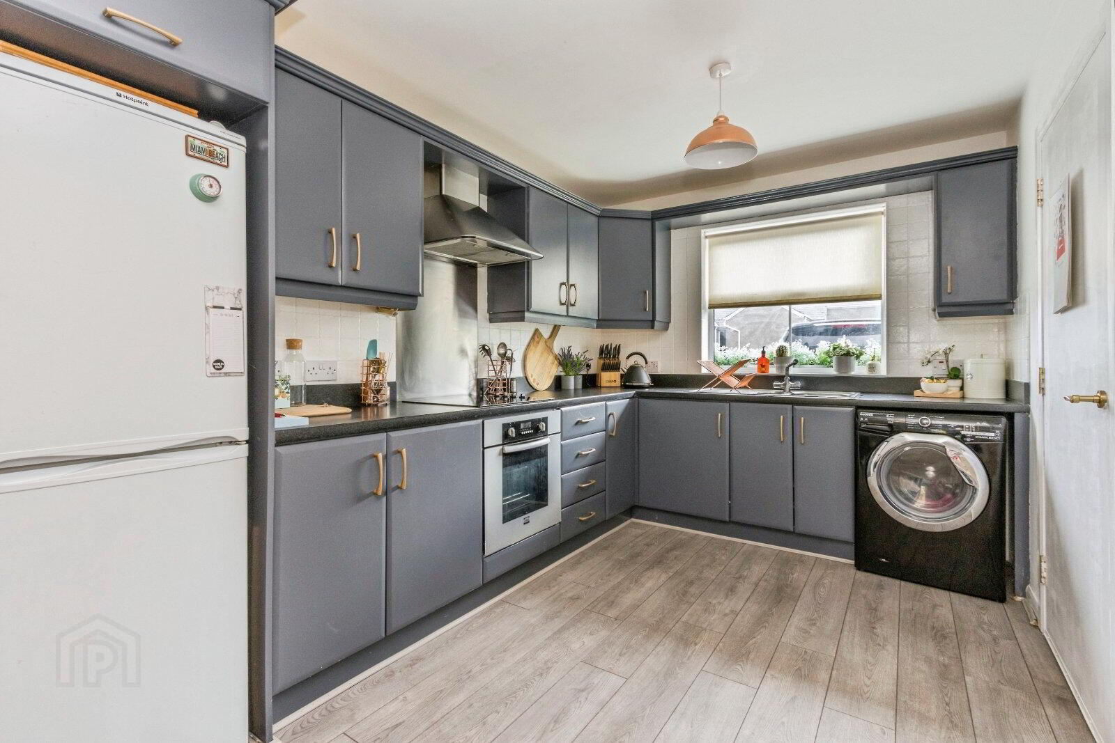 39 Killinchy Street 3 of 20