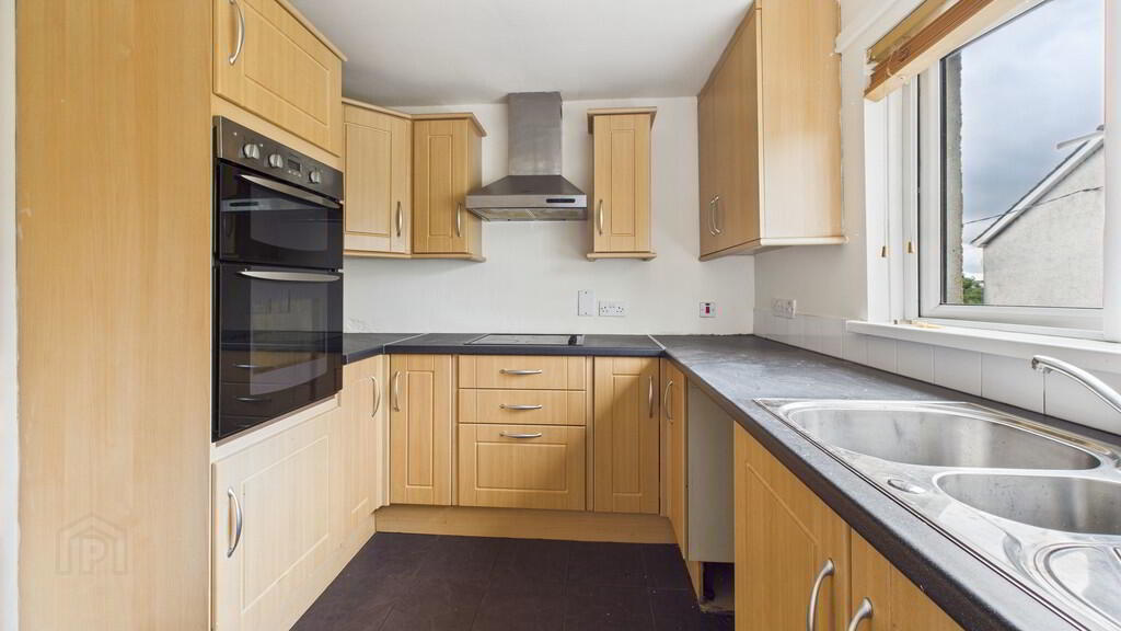 10d Springwell Park 9 of 14