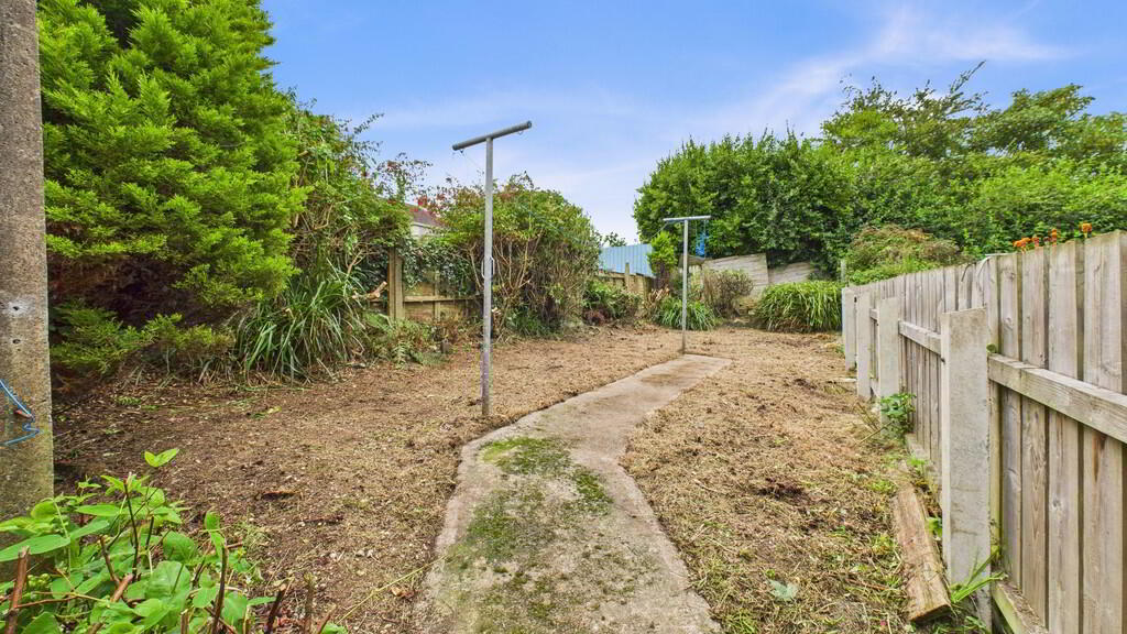 10d Springwell Park 14 of 14