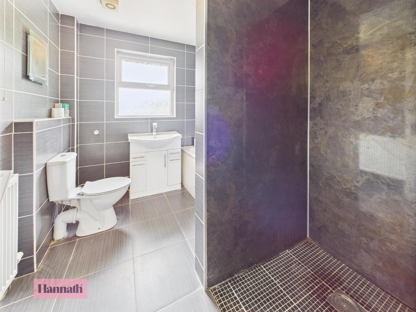 26 Glanroy Avenue 14 of 18