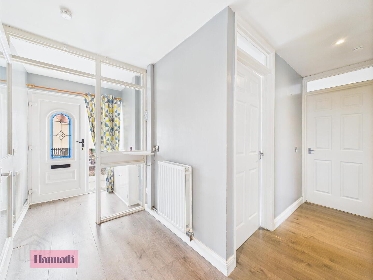 26 Glanroy Avenue 5 of 18