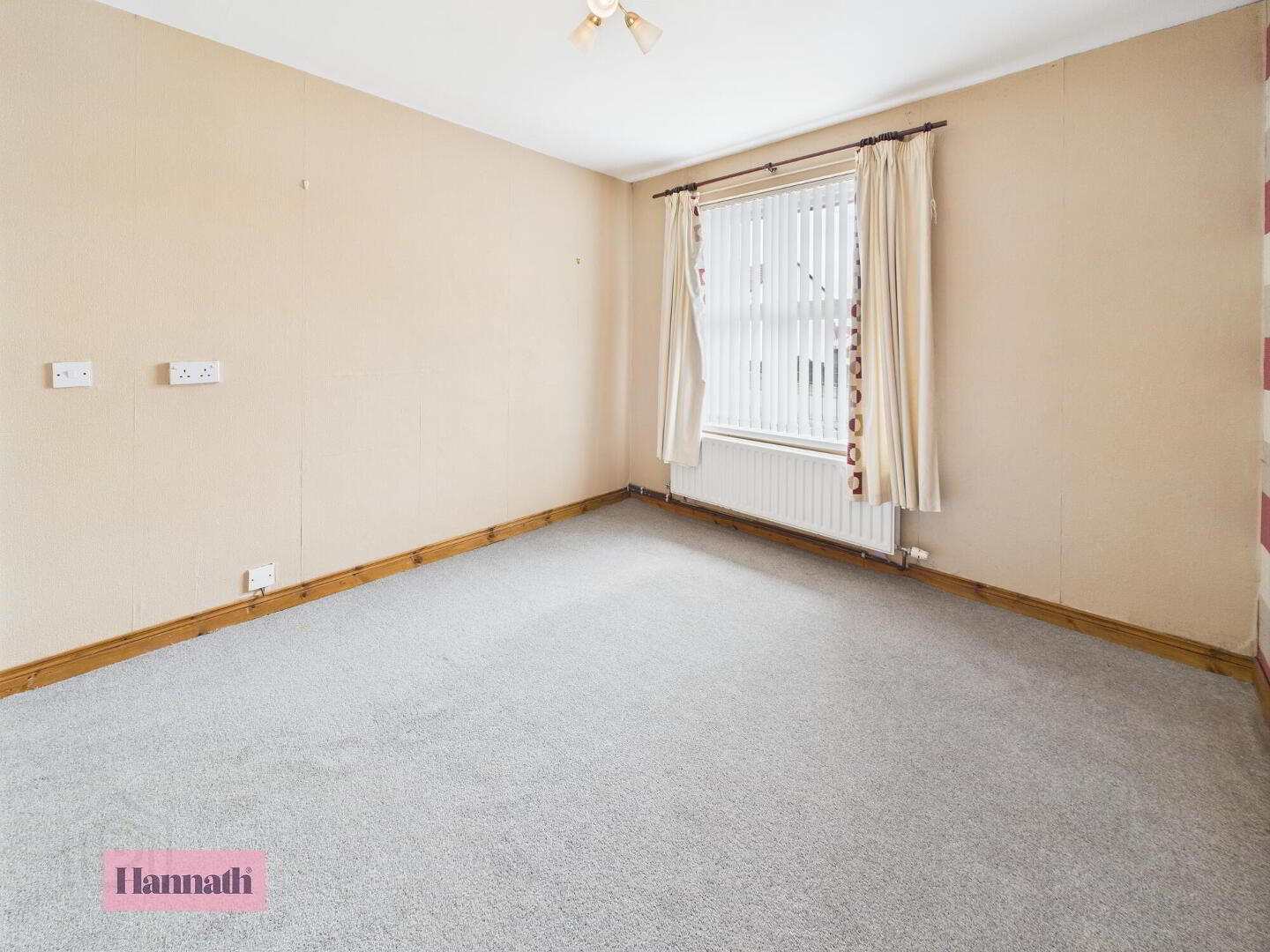 26 Glanroy Avenue 12 of 18