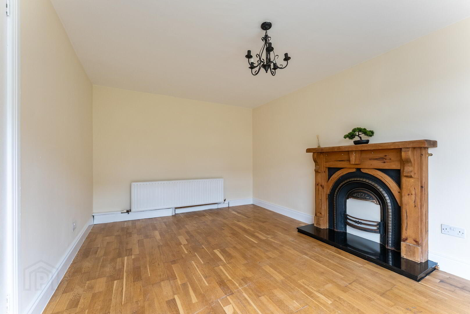 303 Pinebank 5 of 21