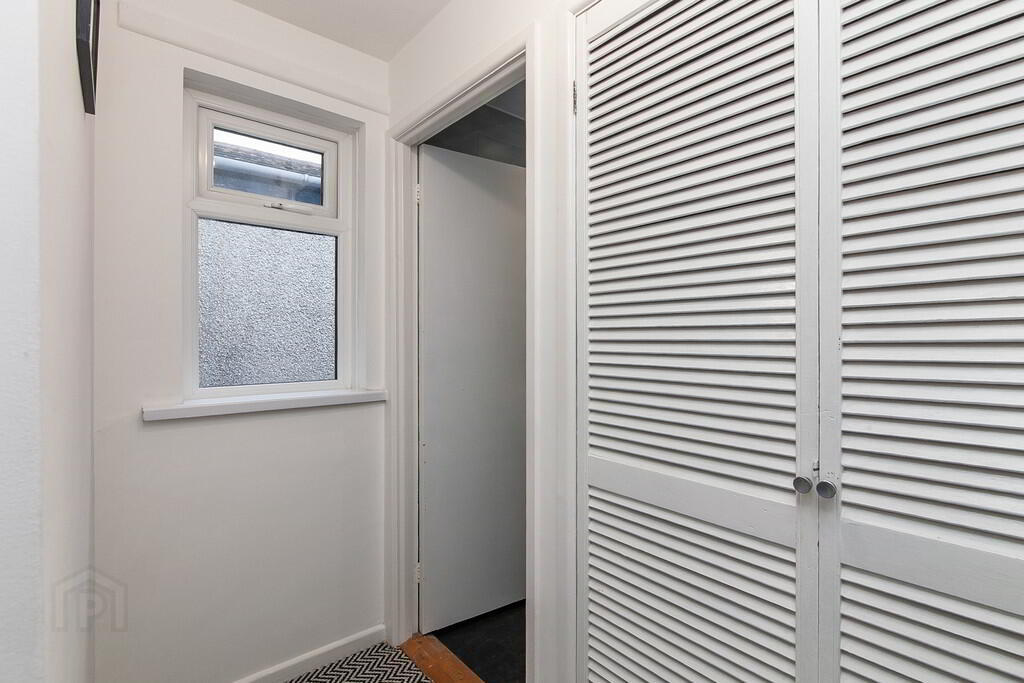 20 Surrey Street 13 of 23
