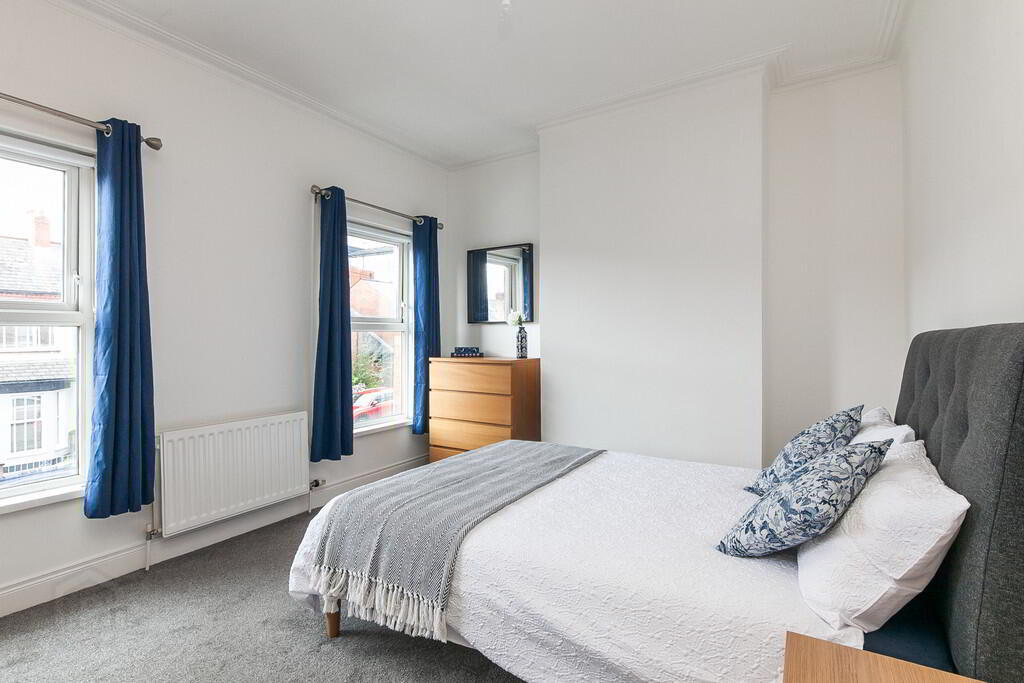 20 Surrey Street 17 of 23